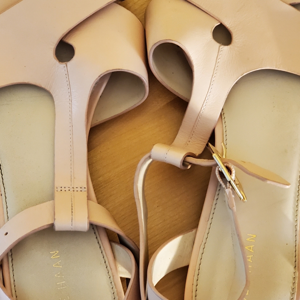 Cole Haan Sandals (Size 8) Peach / Cream